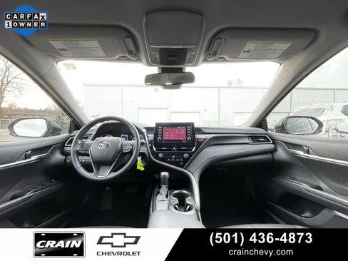 Used 2021 Toyota Camry SE image 28