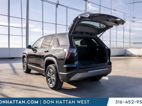 Used 2025 Chevrolet Equinox LT image 25