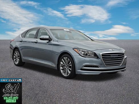 Used 2017 Genesis G80 3.8 RWD image 3