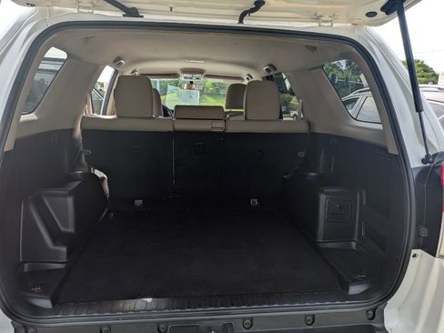 Used 2012 Toyota 4Runner SR5 RWD image 12