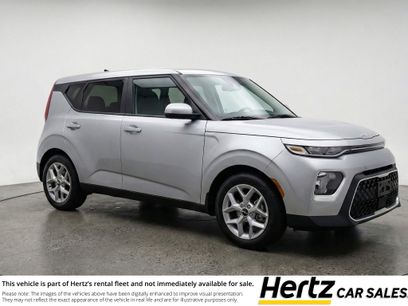 Used 2025 Kia Soul LX w/ LX Technology Package