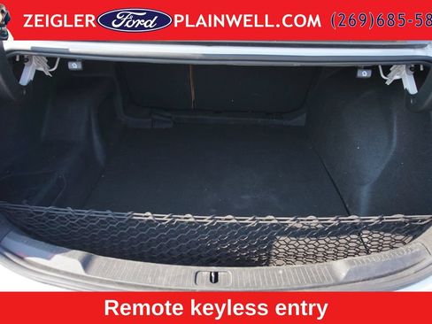 Used 2017 Buick LaCrosse Essence w/ Sun and Shade Package FWD image 10