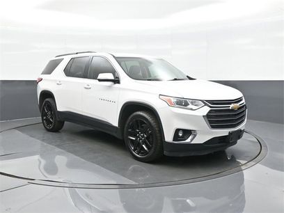 Used 2021 Chevrolet Traverse LT