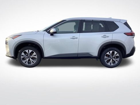 Used 2023 Nissan Rogue SV image 6