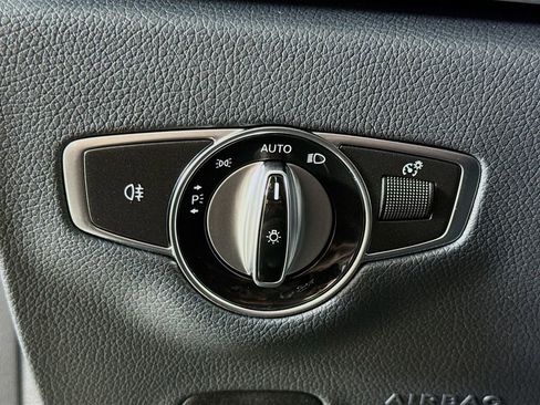 Used 2021 Mercedes-Benz E 350 4MATIC Sedan image 10