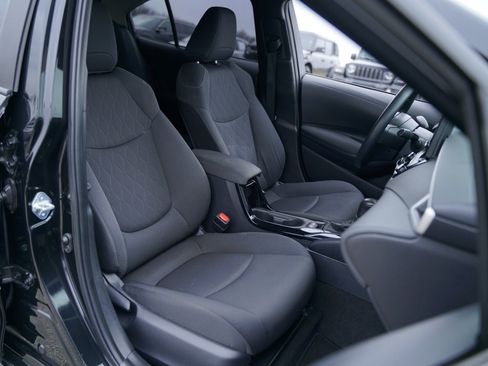 Used 2022 Toyota Corolla LE image 22