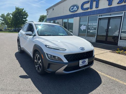 Used 2023 Hyundai Kona Limited image 2