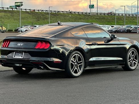 Used 2021 Ford Mustang Premium image 3