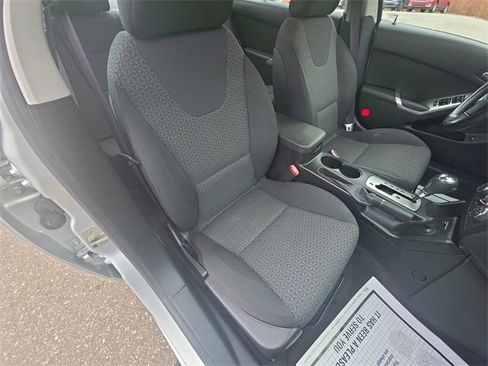 Used 2009 Pontiac G6 Sedan w/ Sport Package 1 image 24