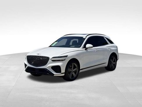 Used 2022 Genesis GV70 3.5T Sport w/ Sport Prestige Package AWD/4WD image 9