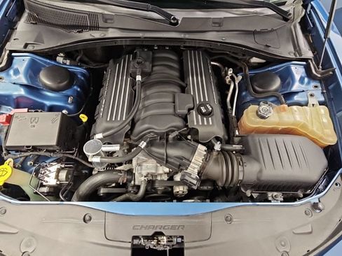 Used 2020 Dodge Charger Scat Pack w/ Driver Convenience Group RWD image 40