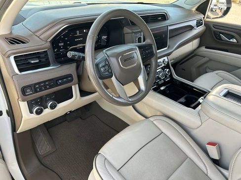 Used 2022 GMC Yukon Denali image 19
