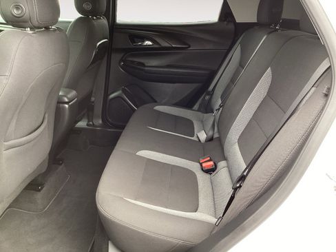 Used 2025 Chevrolet TrailBlazer LT image 24