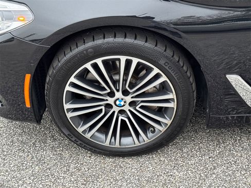 Used 2017 BMW 540i image 11