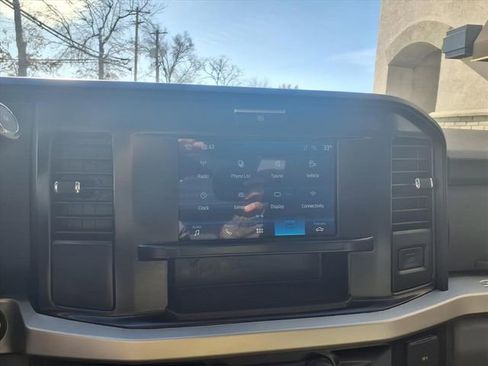 Used 2025 Ford F350 XLT image 19