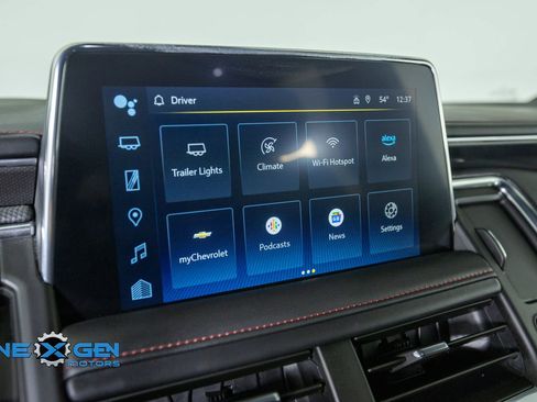 Used 2024 Chevrolet Suburban RST w/ Luxury Package AWD/4WD image 23