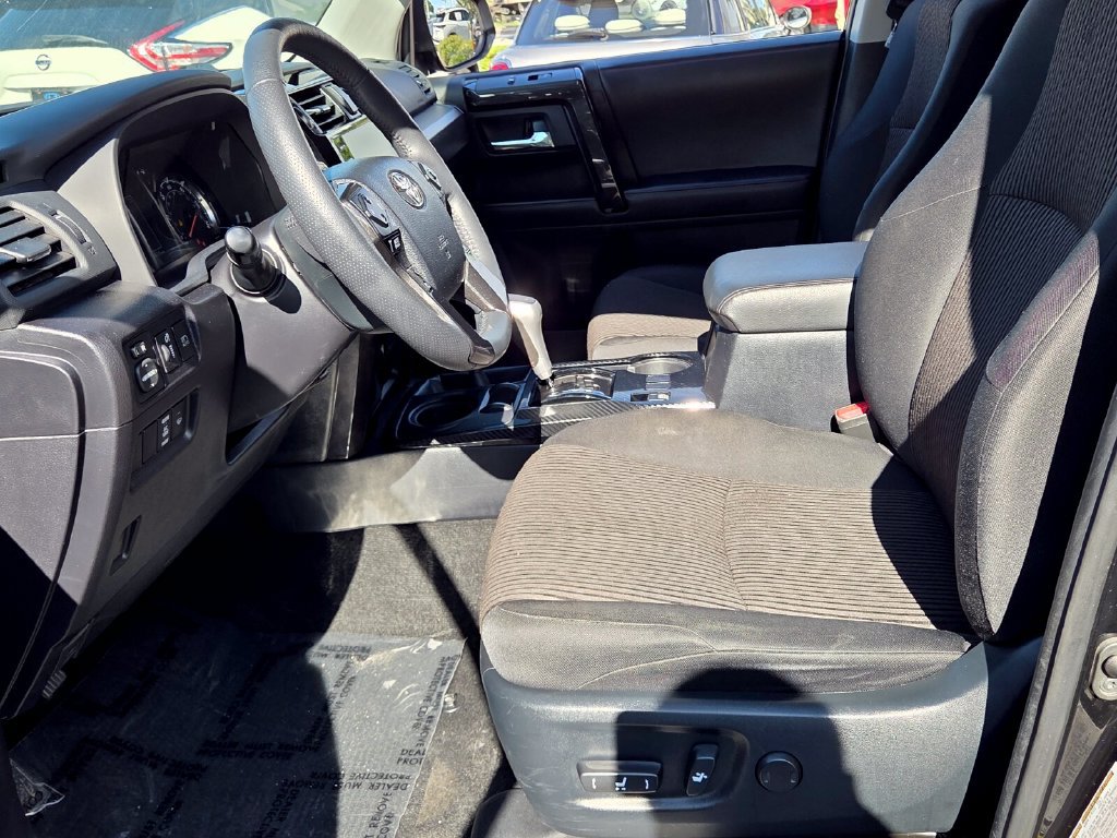 Used 2024 Toyota 4Runner TRD Off-Road AWD/4WD image 9