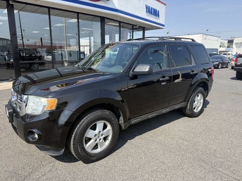 Used 2011 Ford Escape XLT w/ 201A Rapid Spec Order Code AWD/4WD image 7