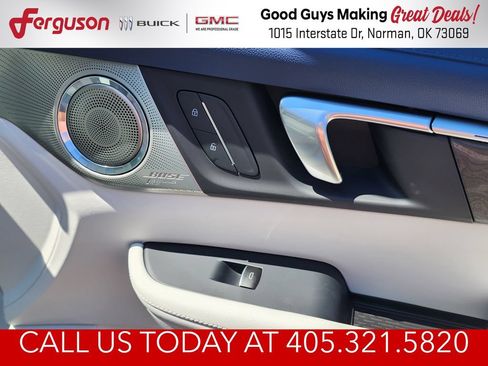 New 2026 Buick Enclave Avenir w/ Super Cruise Package AWD/4WD image 39