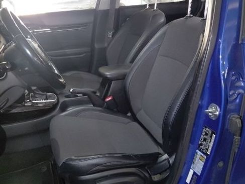 Certified 2022 Kia Seltos S FWD image 6