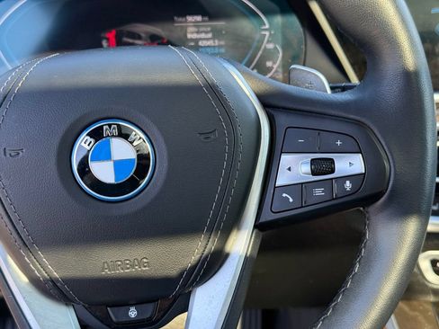Used 2023 BMW X5 xDrive45e w/ Executive Package AWD/4WD image 16