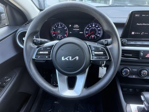Used 2024 Kia Forte LXS FWD image 13