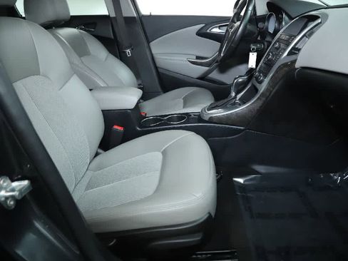 Used 2014 Buick Verano image 32