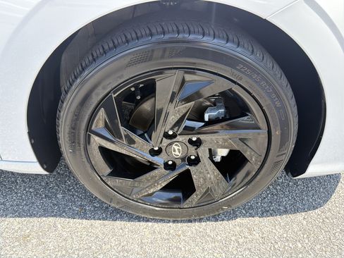 Used 2026 Hyundai Elantra Sport FWD image 21