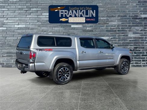 Used 2020 Toyota Tacoma TRD Sport image 5