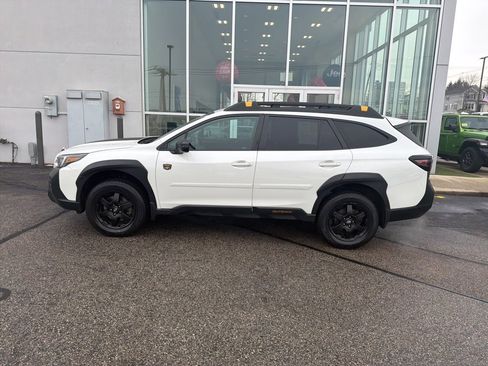 Used 2023 Subaru Outback Wilderness image 16