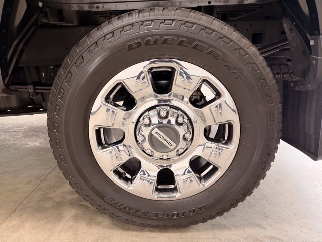 Used 2023 Ford F250 Lariat w/ Lariat Ultimate Package AWD/4WD image 16