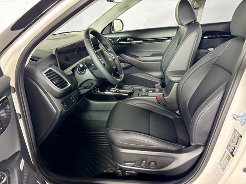 New 2026 Kia Seltos SX image 11