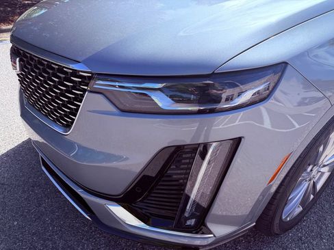 Used 2024 Cadillac XT6 Premium Luxury w/ Technology Package FWD image 18