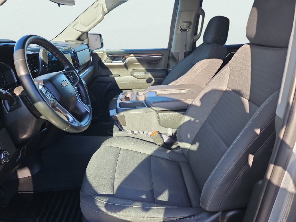 Certified 2023 Chevrolet Silverado 1500 LT AWD/4WD image 32