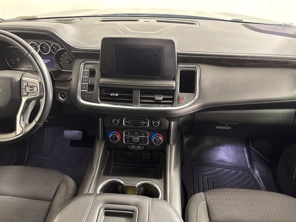 Used 2023 Chevrolet Suburban LS AWD/4WD image 17