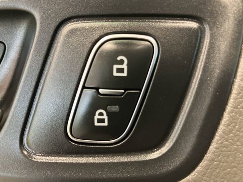 Used 2021 Ford Transit Connect XL image 12