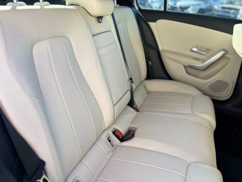 Used 2019 Mercedes-Benz A 220 image 17