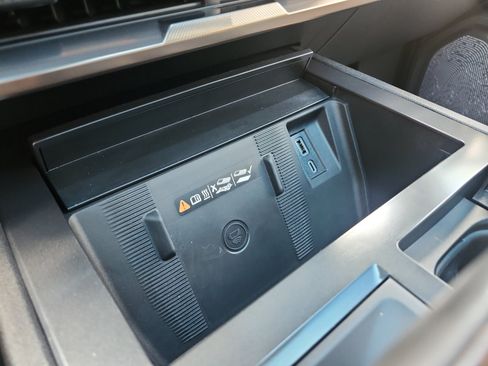 Used 2025 GMC Hummer EV 2X AWD/4WD image 26