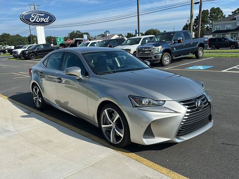 Used 2020 Lexus IS 300 AWD w/ Premium Package image 3
