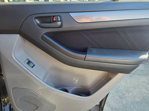 Used 2008 Toyota 4Runner Sport image 17