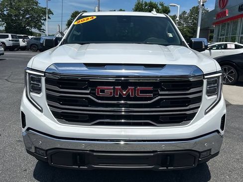 Used 2024 GMC Sierra 1500 SLT w/ SLT Convenience Package AWD/4WD image 8