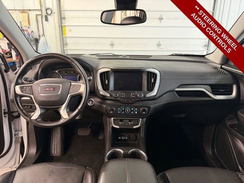 Used 2023 GMC Terrain SLT w/ Tech Package image 16