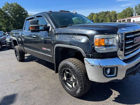 Used 2015 GMC Sierra 2500 SLE AWD/4WD image 12