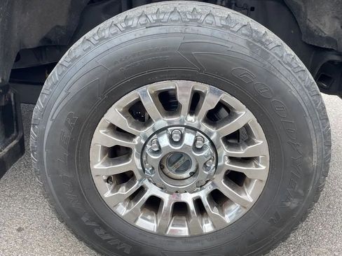 Used 2020 Ford F250 XLT w/ XLT Premium Package AWD/4WD image 14