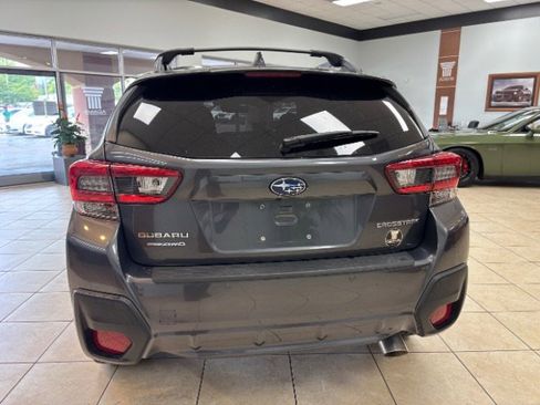 Used 2021 Subaru Crosstrek 2.5i Limited w/ Moonroof Package 2 AWD/4WD image 6