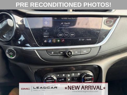 Used 2021 Buick Encore GX Select w/ LPO, Active Lifestyle Package AWD/4WD image 24