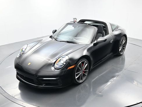 Used 2021 Porsche 911 Targa 4S image 27