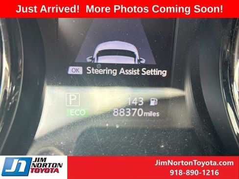 Used 2019 Nissan Rogue SV w/ Sun & Sound Touring Package FWD image 11
