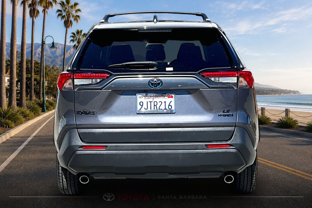 Certified 2024 Toyota RAV4 LE AWD/4WD image 6