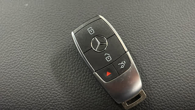 Certified 2026 Mercedes-Benz GLB 250 4MATIC image 38